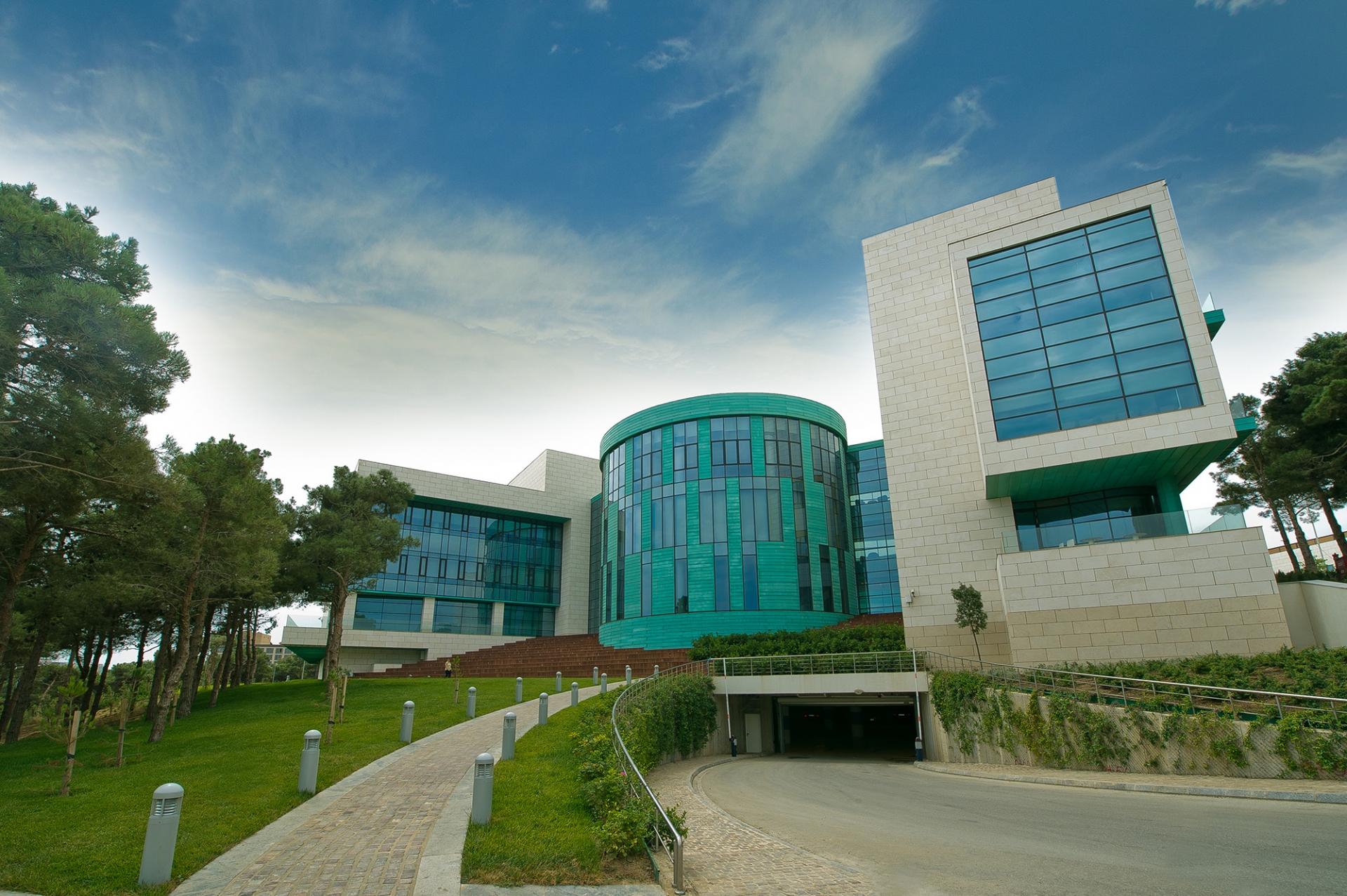 University campus — Modern campuses admitting students worldwide